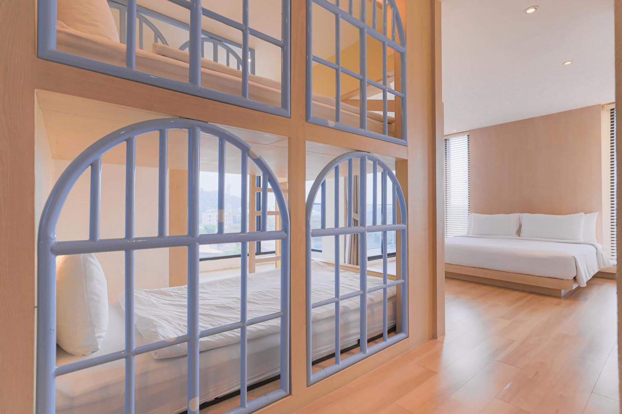 Balcony Seaside Sriracha Hotel & Serviced Apartments Si Racha Buitenkant foto